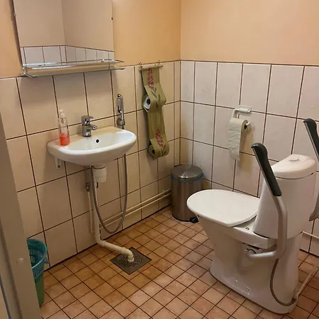 Feriegård Seppaelaen Tallin Leiritilat *
